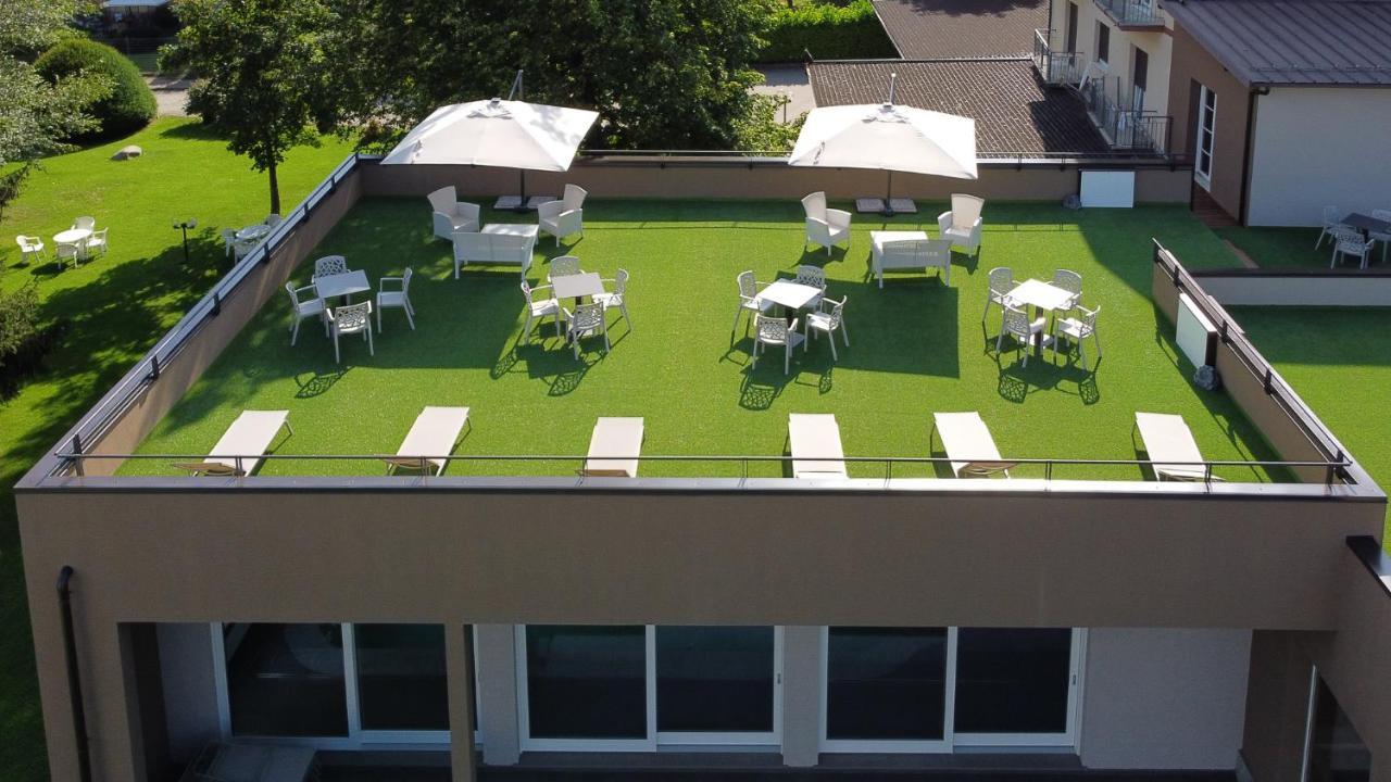 Hotel Villa Elia Calizzano Buitenkant foto