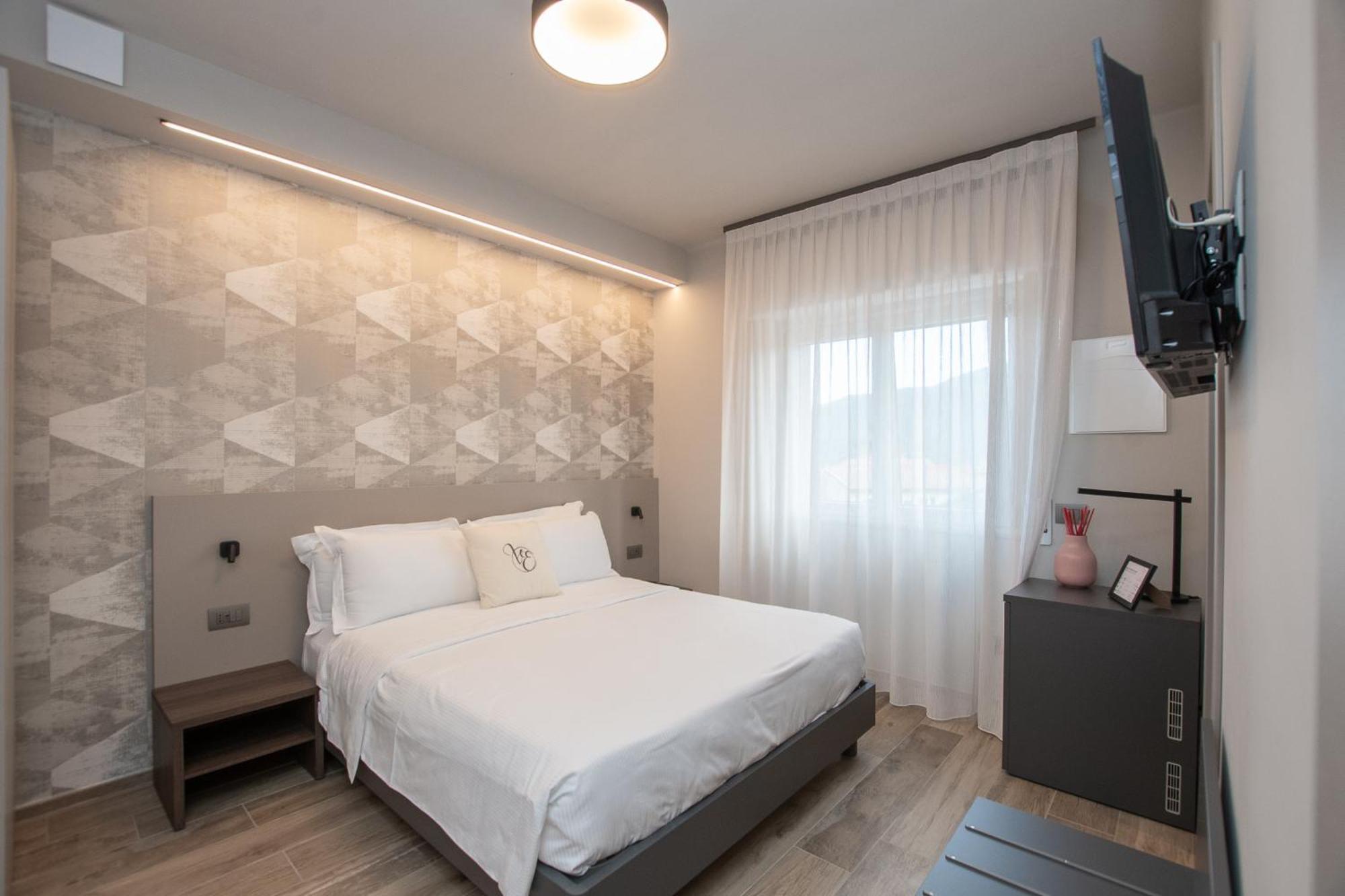 Hotel Villa Elia Calizzano Buitenkant foto