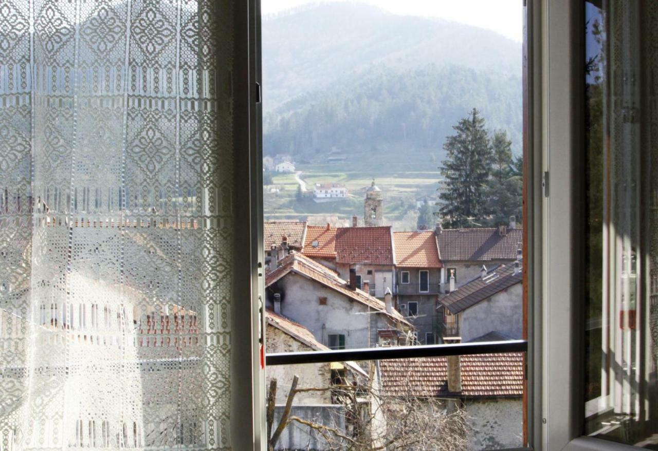 Hotel Villa Elia Calizzano Buitenkant foto